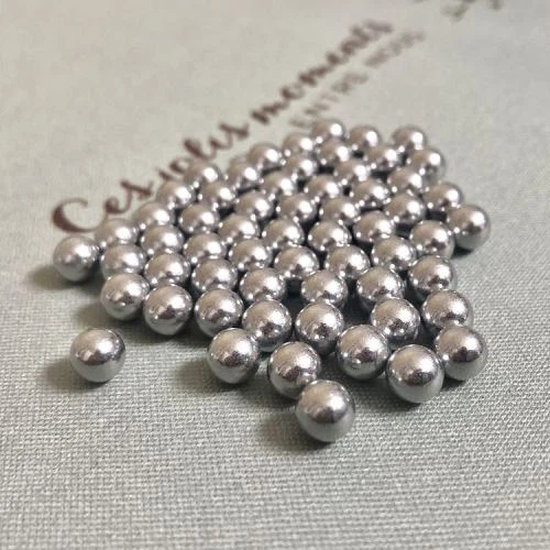 Quả bóng nhôm rắn